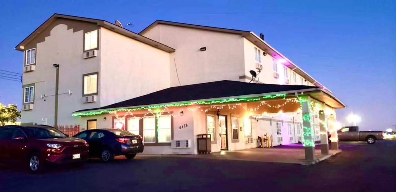 Econo Lodge San Antonio Near Seaworld - Medical Center Exterior photo